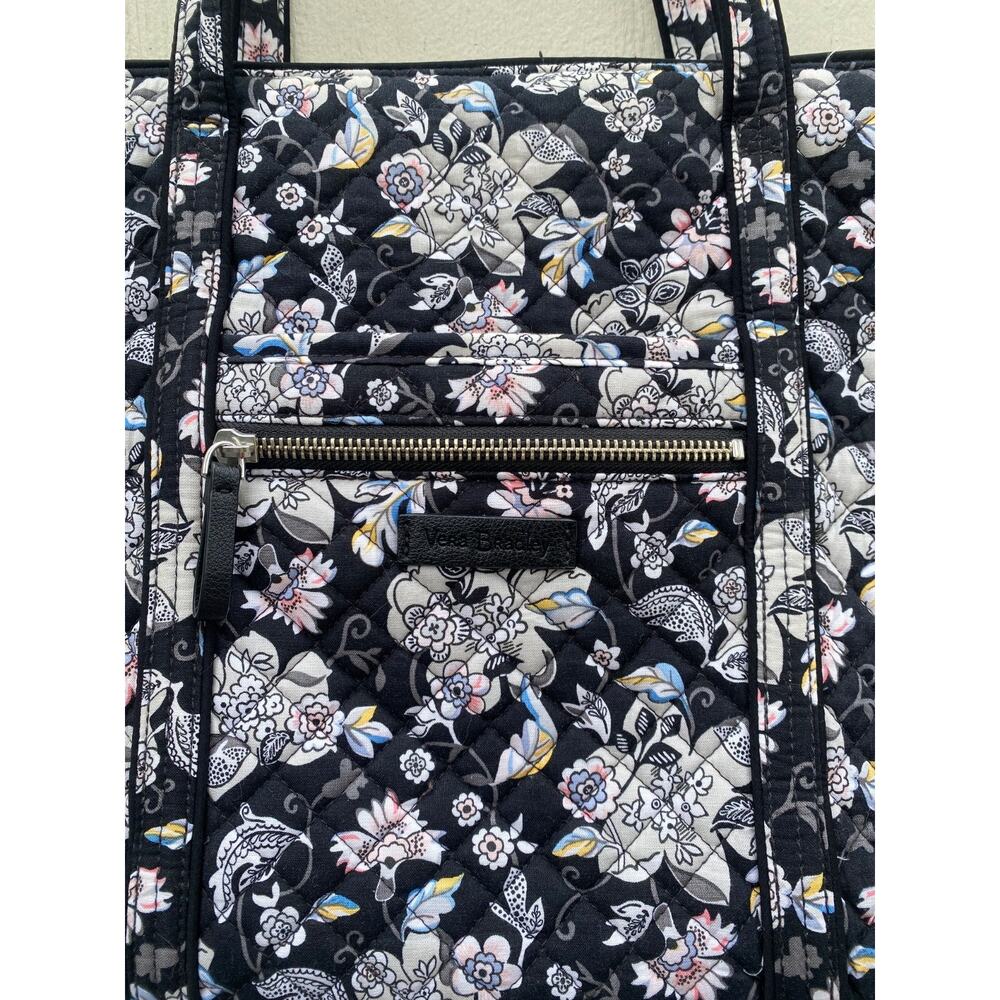 Vera Bradley Women’s Black Holland Garden Miller Travel Tote Bag - Picture 4 of 11